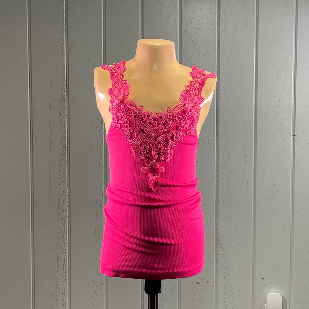 * 🌸 YPP Junior’s Hot Pink Lace Stretchy Tank Top
